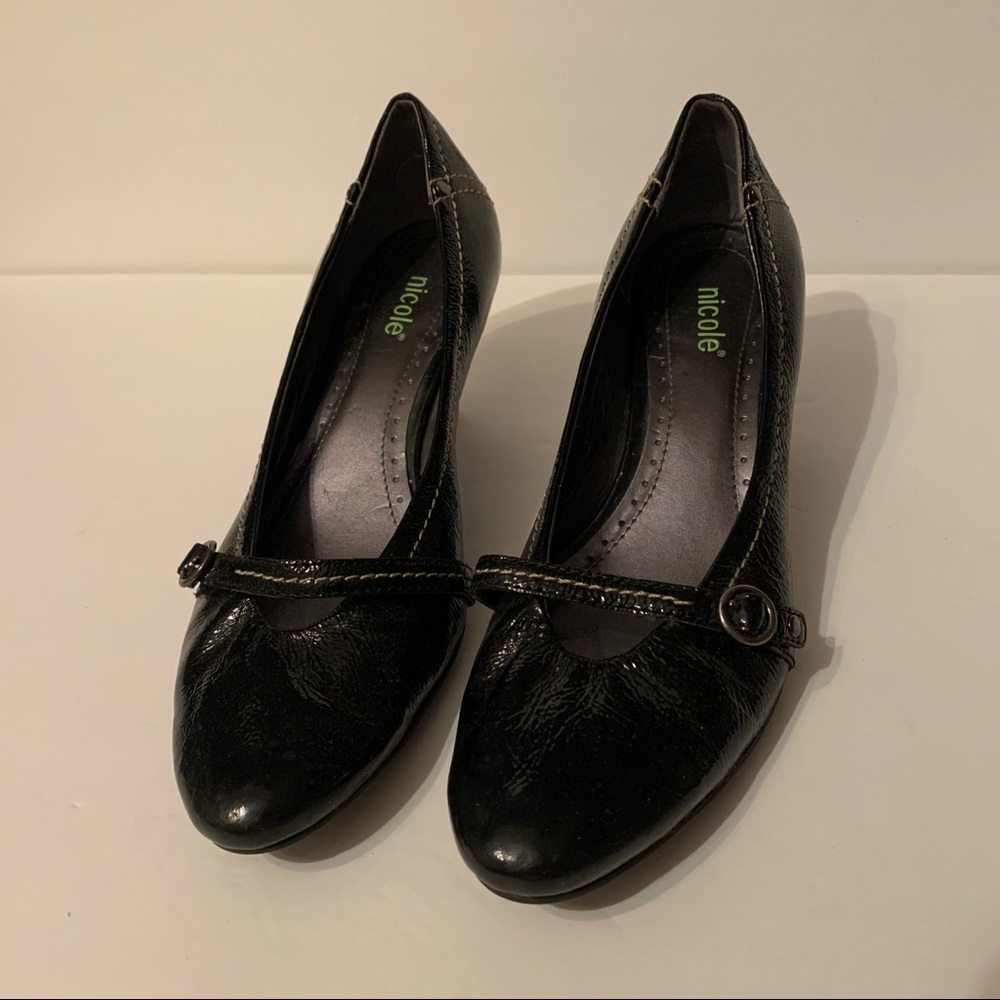 Nicole leather pumps